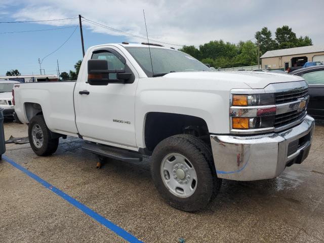 1GC0KUEG7HZ211839 - 2017 CHEVROLET SILVERADO K2500 HEAVY DUTY WHITE photo 4