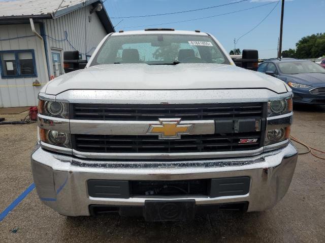 1GC0KUEG7HZ211839 - 2017 CHEVROLET SILVERADO K2500 HEAVY DUTY WHITE photo 5
