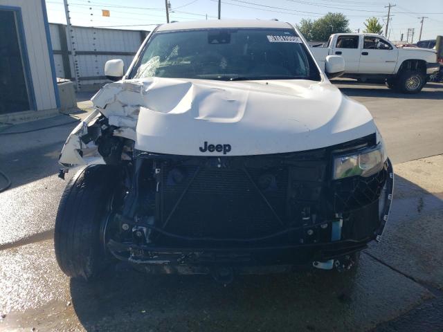 1C4RJFAG2LC292045 - 2020 JEEP GRAND CHEROKEE LAREDO WHITE photo 5