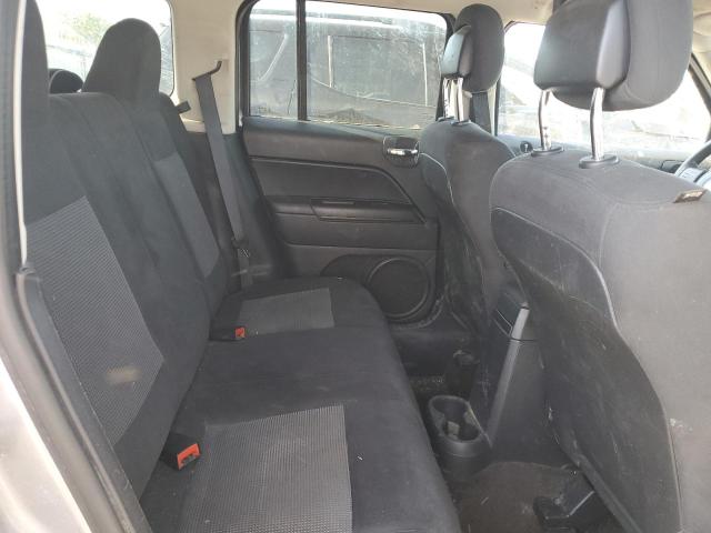 1C4NJRBB1FD331886 - 2015 JEEP PATRIOT SPORT SILVER photo 11