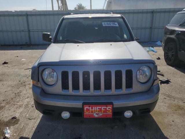 1C4NJRBB1FD331886 - 2015 JEEP PATRIOT SPORT SILVER photo 5