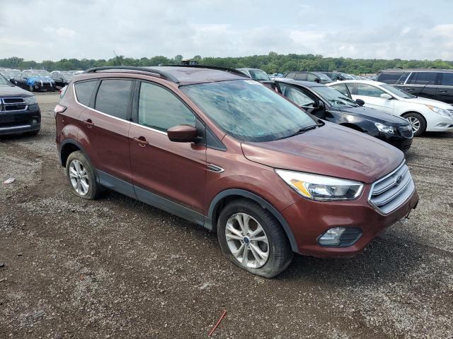 1FMCU0GD3JUA96013 - 2018 FORD ESCAPE SE MAROON photo 4