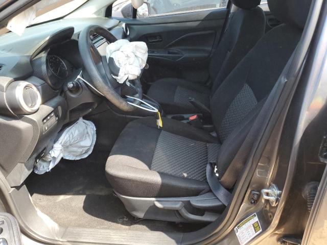 3N1CN8DV2PL850859 - 2023 NISSAN VERSA S ნაცრისფერი ფოტო 7