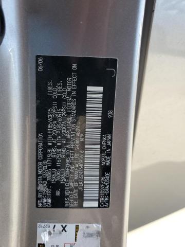 JTLKT324764095616 - 2006 TOYOTA SCION XB SILVER photo 13