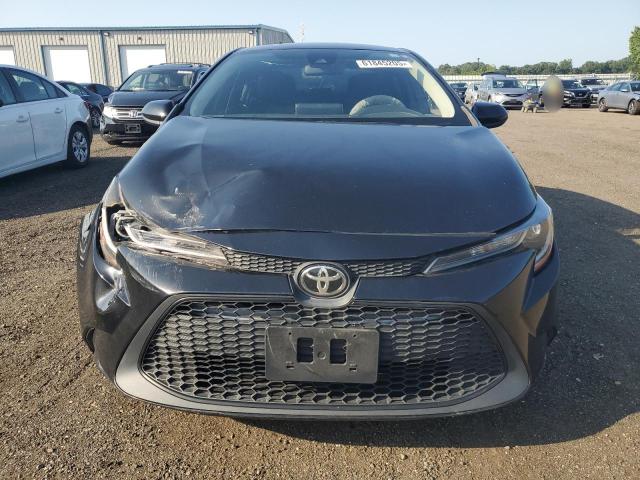 5YFEPMAEXMP237979 - 2021 TOYOTA COROLLA LE BLACK photo 5