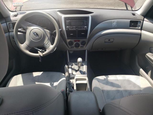 JF2SH6AC0AH726183 - 2010 SUBARU FORESTER 2.5X Rot Foto 8