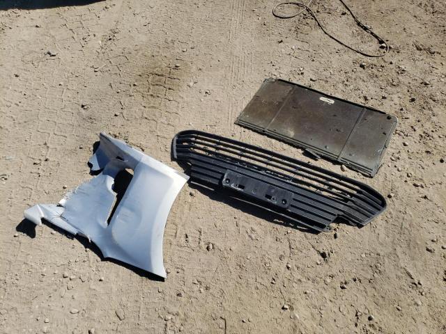 JTKJF5C77E3071493 - 2014 TOYOTA SCION TC 银色 照片 12