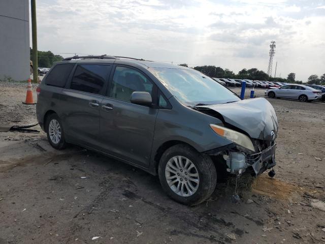 5TDYK3DC9CS255153 - 2012 TOYOTA SIENNA XLE GREEN photo 4