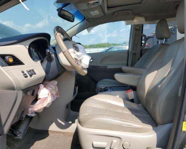 5TDYK3DC9CS255153 - 2012 TOYOTA SIENNA XLE GREEN photo 7