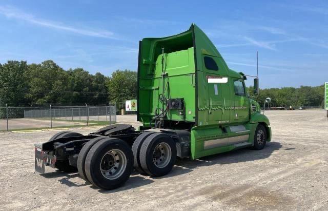 5KJGBHDR7HLJH9310 - 2017 WESTERN STAR/AUTO CAR 5700 XE GREEN photo 4