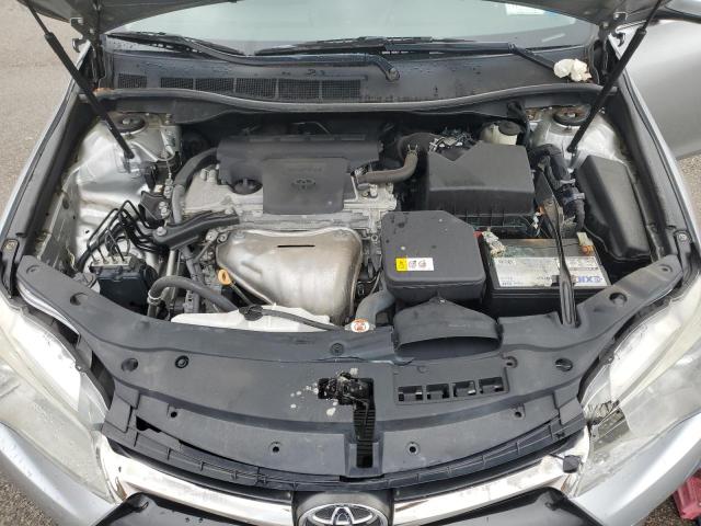 4T1BF1FK8HU699996 - 2017 TOYOTA CAMRY LE SILVER photo 11