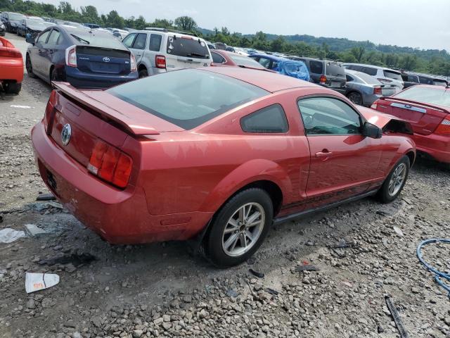 1ZVFT80N555103868 - 2005 FORD MUSTANG RED photo 3