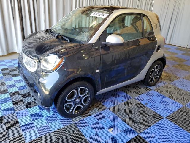 WMEFJ9BA2HK230187 - 2017 SMART FORTWO TWO TONE photo 1