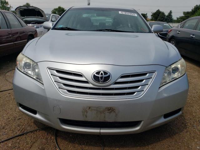 JTNBE46K373091571 - 2007 TOYOTA CAMRY CE SILVER photo 5