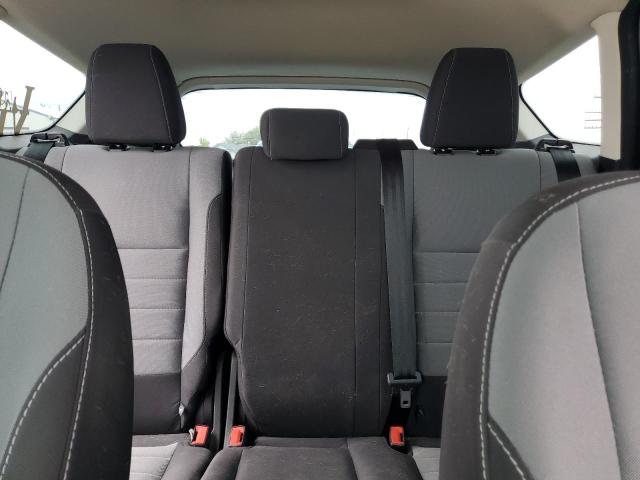 1FMCU0F75JUD21351 - 2018 FORD ESCAPE S Argent photo 10