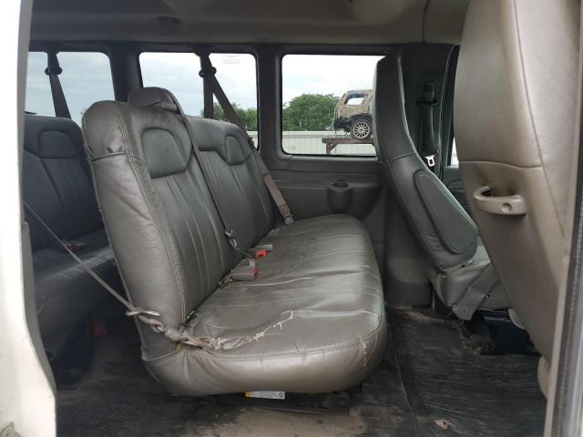 1GNZGXFAXC1124746 - 2012 CHEVROLET EXPRESS G3 LS WHITE photo 11