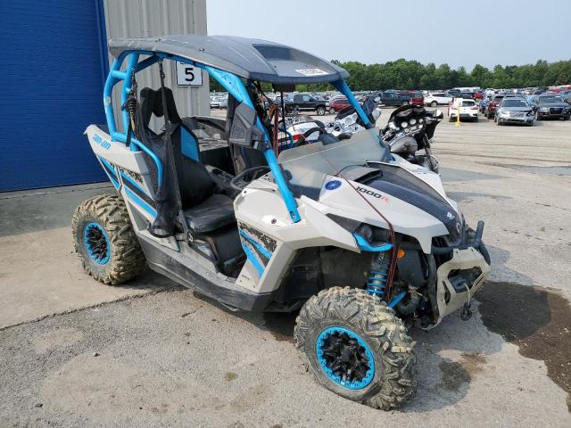 3JBPVAP25HJ000442 - 2017 CAN-AM MAVERICK XC 1000R TWO TONE photo 1