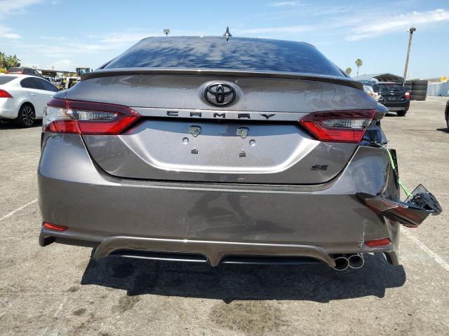 4T1T11AK3PU765346 - 2023 TOYOTA CAMRY SE NIGHT SHADE GRAY photo 6