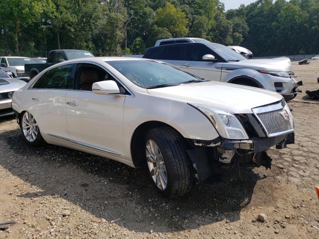 2G61M5S31H9123422 - 2017 CADILLAC XTS LUXURY WHITE photo 4