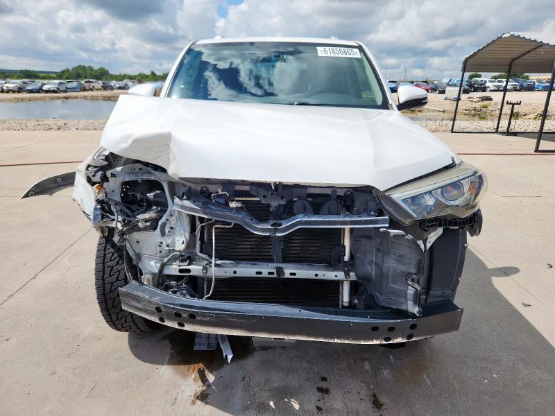 JTEBU5JR7E5154010 - 2014 TOYOTA 4RUNNER SR5 WHITE photo 5