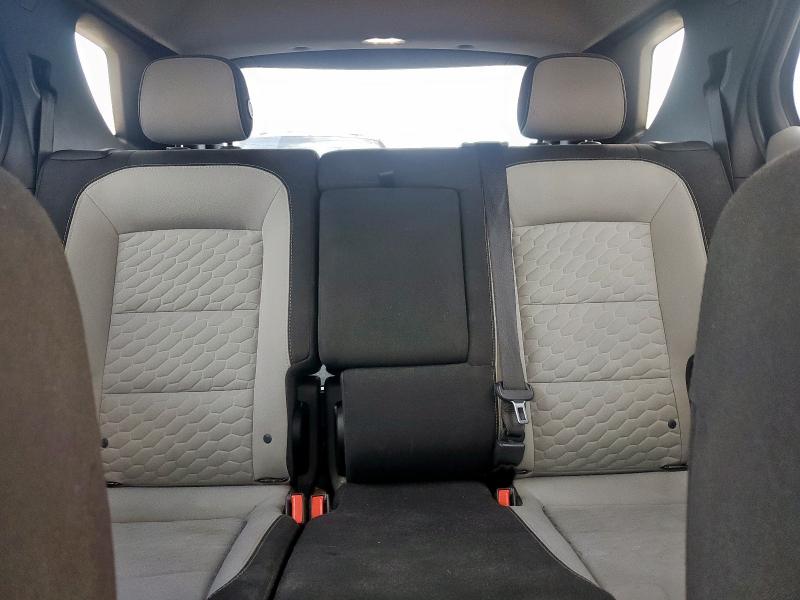 2GNAXHEV6J6293048 - 2018 CHEVROLET EQUINOX LS GRAY photo 10