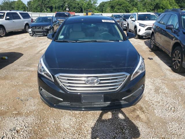 5NPE24AF7HH595115 - 2017 HYUNDAI SONATA SE BLACK photo 5