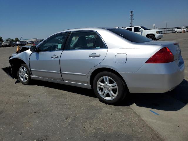 1HGCM56887A044913 - 2007 HONDA ACCORD EX SILVER photo 2