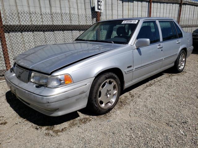 YV1KS9606W1139657 - 1998 VOLVO S90 SILVER photo 1