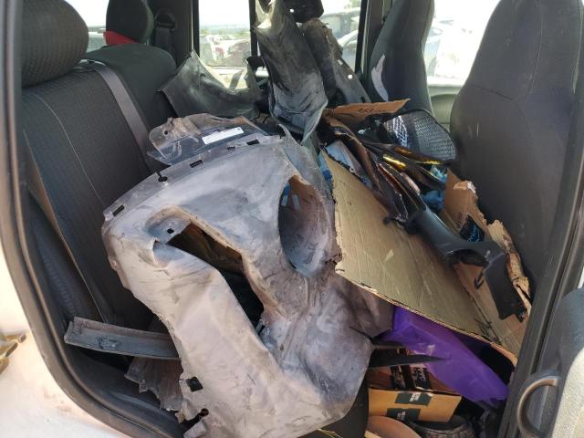 1J4GK48K33W563545 - 2003 JEEP LIBERTY SPORT 白色 照片 11