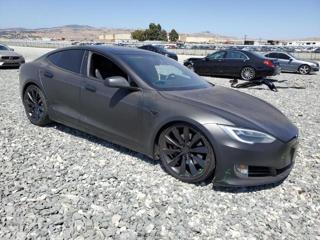 5YJSA1E17HF231214 - 2017 TESLA MODEL S BLACK photo 4