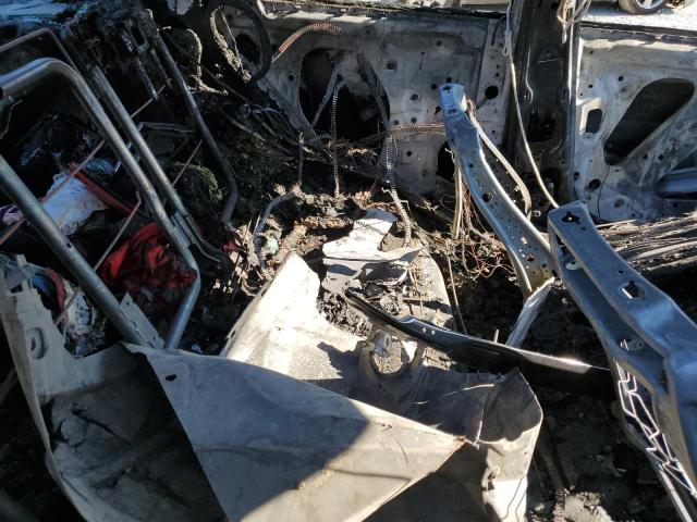 1G1ZG5ST8KF185866 - 2019 CHEVROLET MALIBU RS 烧焦的 照片 10