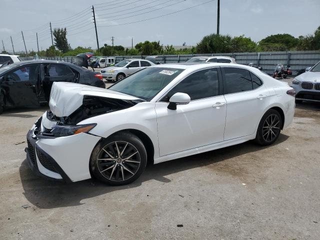 4T1T11AK5PU782665 - 2023 TOYOTA CAMRY SE NIGHT SHADE WHITE photo 1