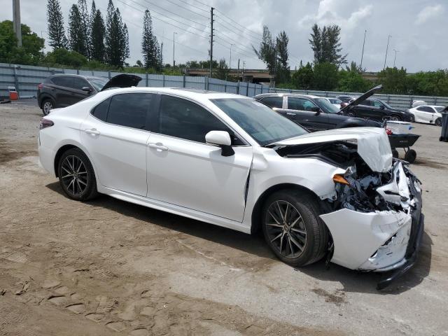 4T1T11AK5PU782665 - 2023 TOYOTA CAMRY SE NIGHT SHADE WHITE photo 4