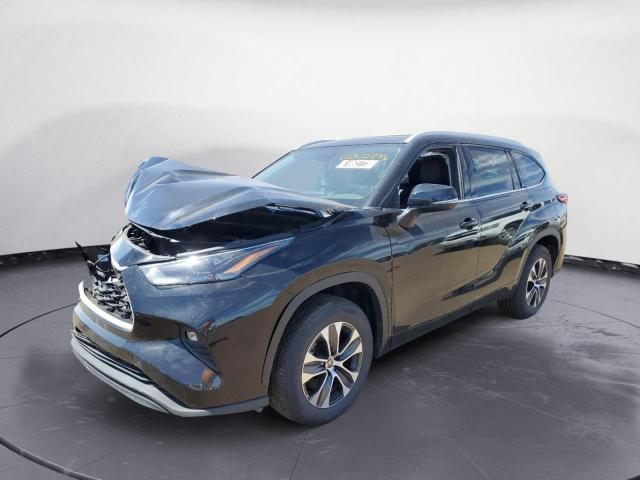 5TDGZRAH1NS122755 - 2022 TOYOTA HIGHLANDER XLE შავი ფოტო 1
