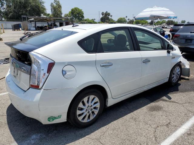 JTDKN3DP8E3052307 - 2014 TOYOTA PRIUS PLUG WHITE photo 3