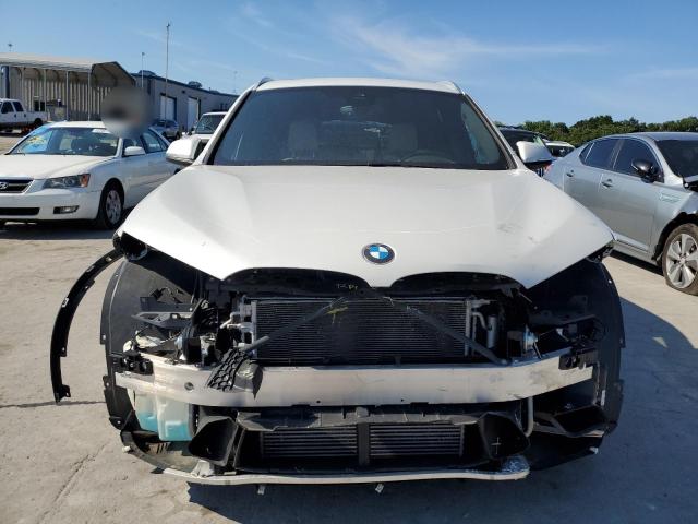 WBXJG9C02N5V21170 - 2022 BMW X1 XDRIVE28I WHITE photo 5