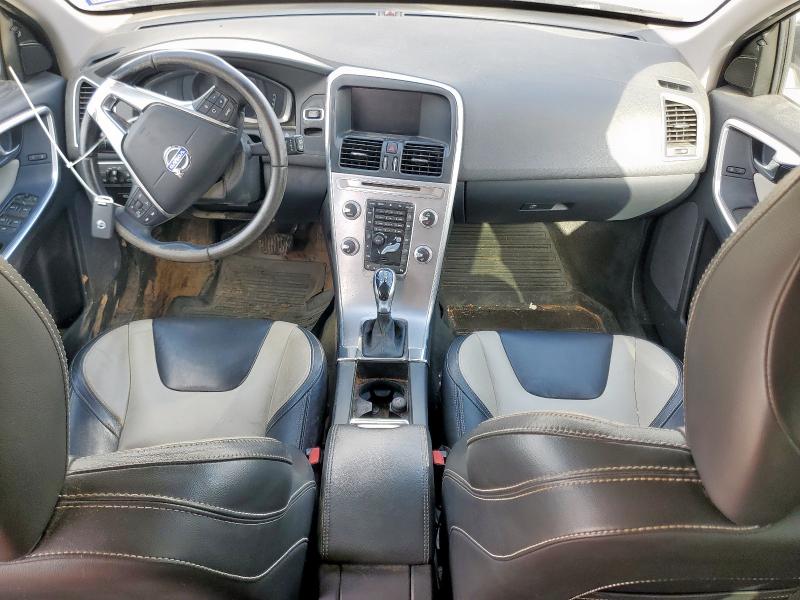 YV440MDR6H2035625 - 2017 VOLVO XC60 T5 DYNAMIC შავი ფოტო 8