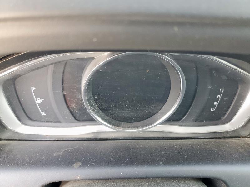 YV440MDR6H2035625 - 2017 VOLVO XC60 T5 DYNAMIC შავი ფოტო 9