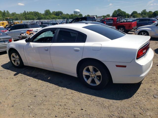 2B3CL3CG4BH554401 - 2011 DODGE CHARGER WHITE photo 2