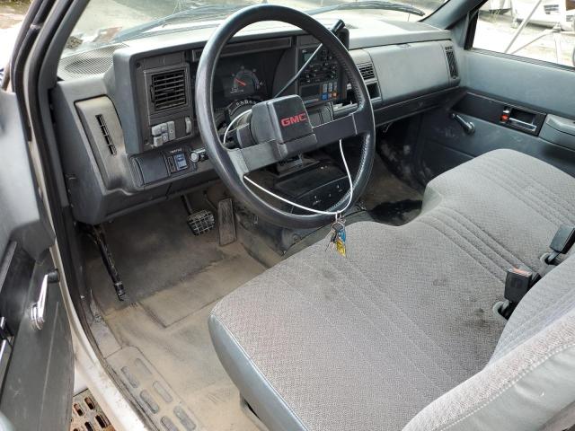 1GDJ7H1C32J515591 - 2002 GMC C-SERIES C7H042 WHITE photo 8