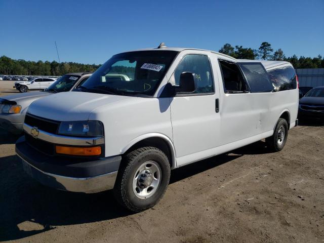 1GAZGPFG4G1157849 - 2016 CHEVROLET EXPRESS G3 LT WHITE photo 2