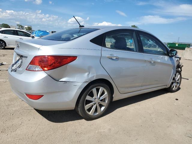 KMHCU4AE2DU577335 - 2013 HYUNDAI ACCENT GLS SILVER photo 3