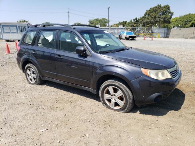 JF2SH6BC8AH806636 - 2010 SUBARU FORESTER XS Schwarz Foto 4