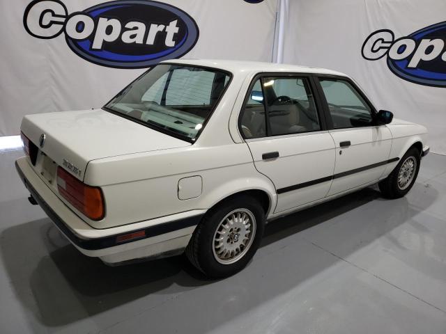 WBAAD2302KED23035 - 1989 BMW 325 I AUTOMATIC WHITE photo 3