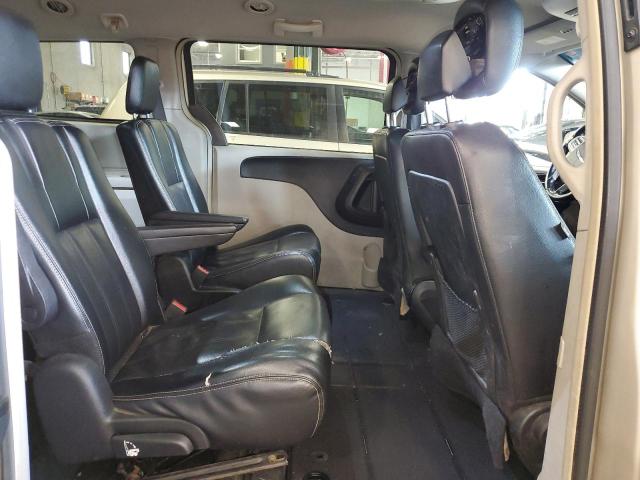 2C4RC1BG6ER393692 - 2014 CHRYSLER TOWN & COU TOURING TAN photo 11