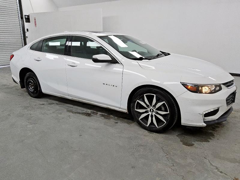 1G1ZE5ST2GF341039 - 2016 CHEVROLET MALIBU LT WHITE photo 4