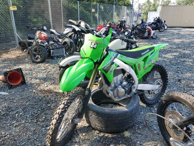 JKAKXGJC1PA038101 - 2023 KAWASAKI KX450 F GREEN photo 2