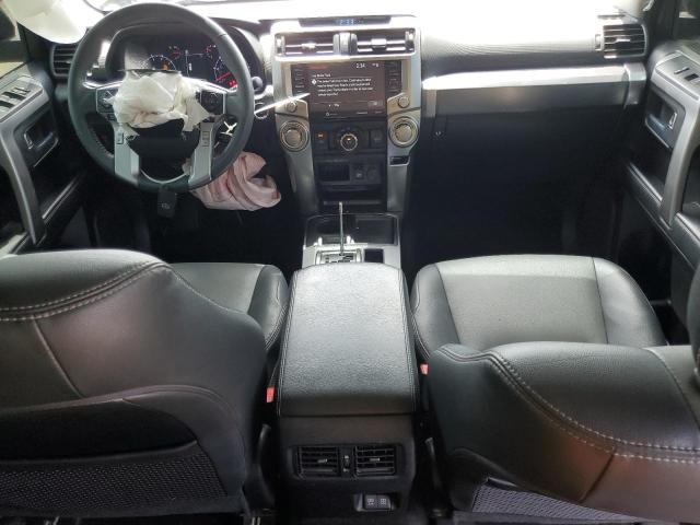 JTEFU5JR8M5242595 - 2021 TOYOTA 4RUNNER SR5 GRAY photo 8