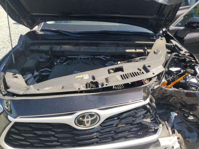 5TDGZRAH4MS080595 - 2021 TOYOTA HIGHLANDER XLE BROWN photo 12