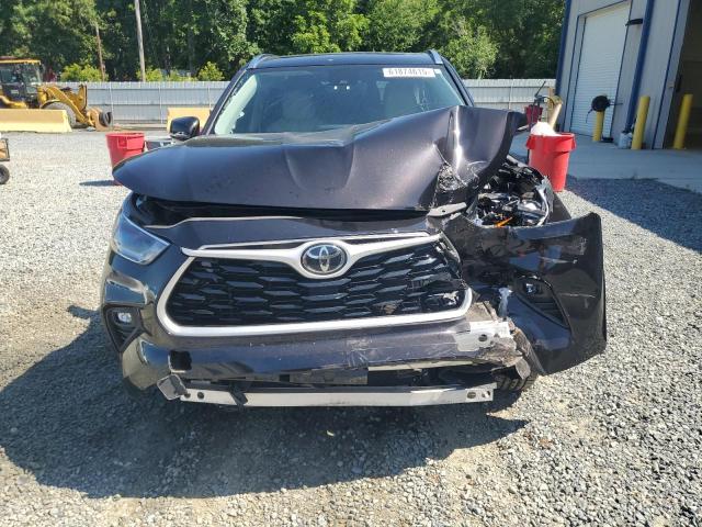 5TDGZRAH4MS080595 - 2021 TOYOTA HIGHLANDER XLE BROWN photo 5